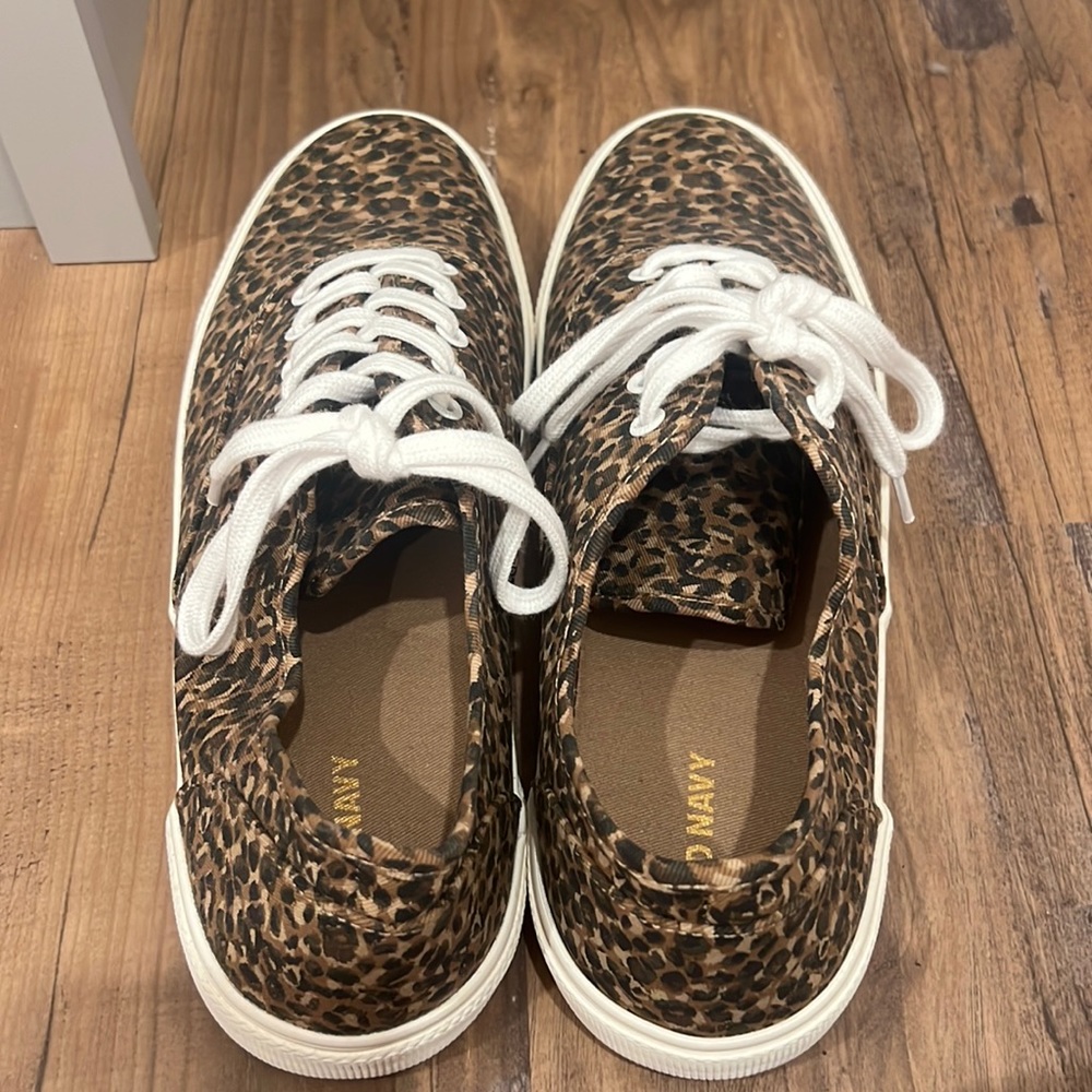 Old Navy - Casual Shoe